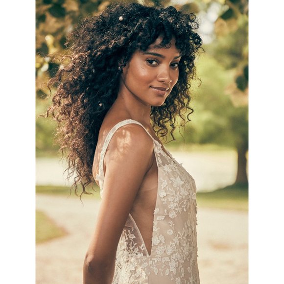 BHLDN Willowby Nikola Aliyah Wedding Gown Size 2 and 8 NEW - Picture 4 of 11